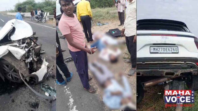 Two cars collide in Daryapur